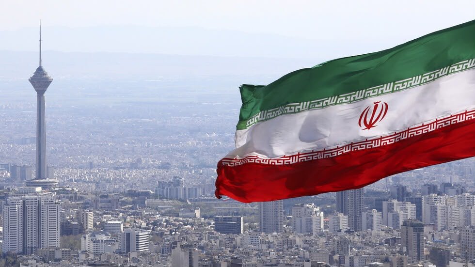 إعادة تشكيل المنظومة الأمنية بطهران.. عودة «رضائي» و«طائب» لتعزيز الردع والتحكم الداخلي